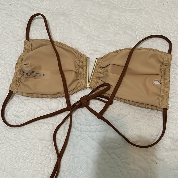 Bikini - Picture 6 of 6